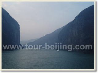 Beijing Xian Yangtze River Shanghai 12 Day Tour